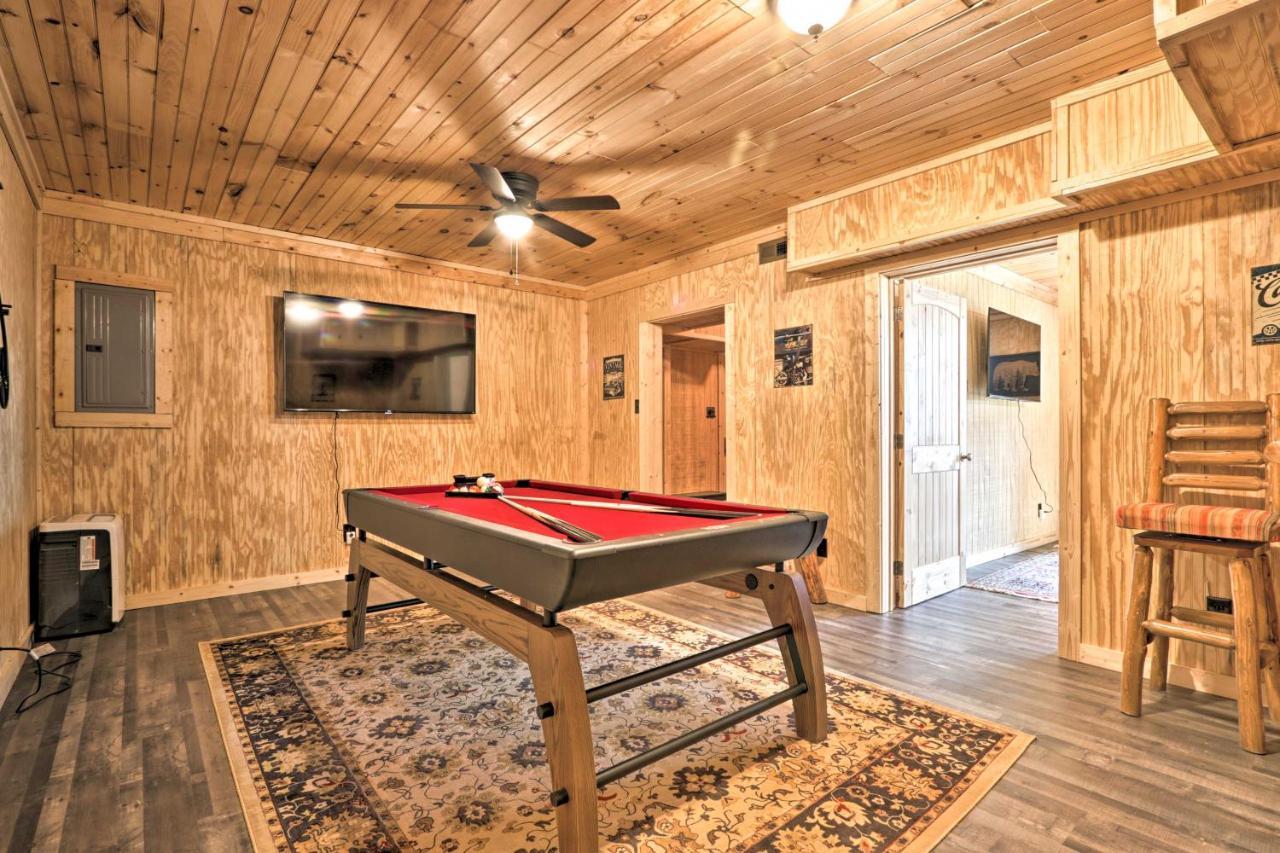 Gatlinburg Cabin With Loft And Game Room 1 Mi To Town Exterior foto